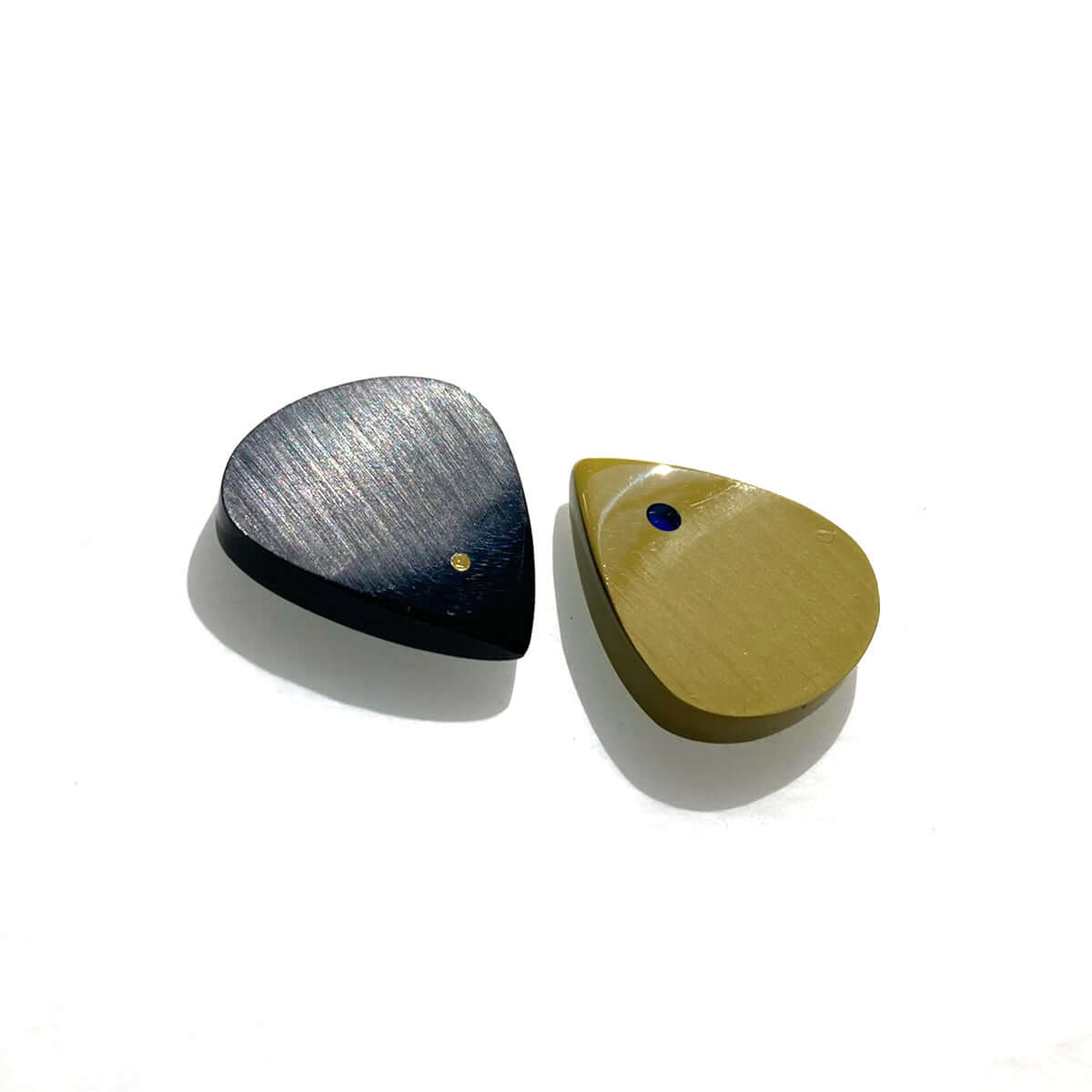 Handmade guitar pick by Purple Plectrums