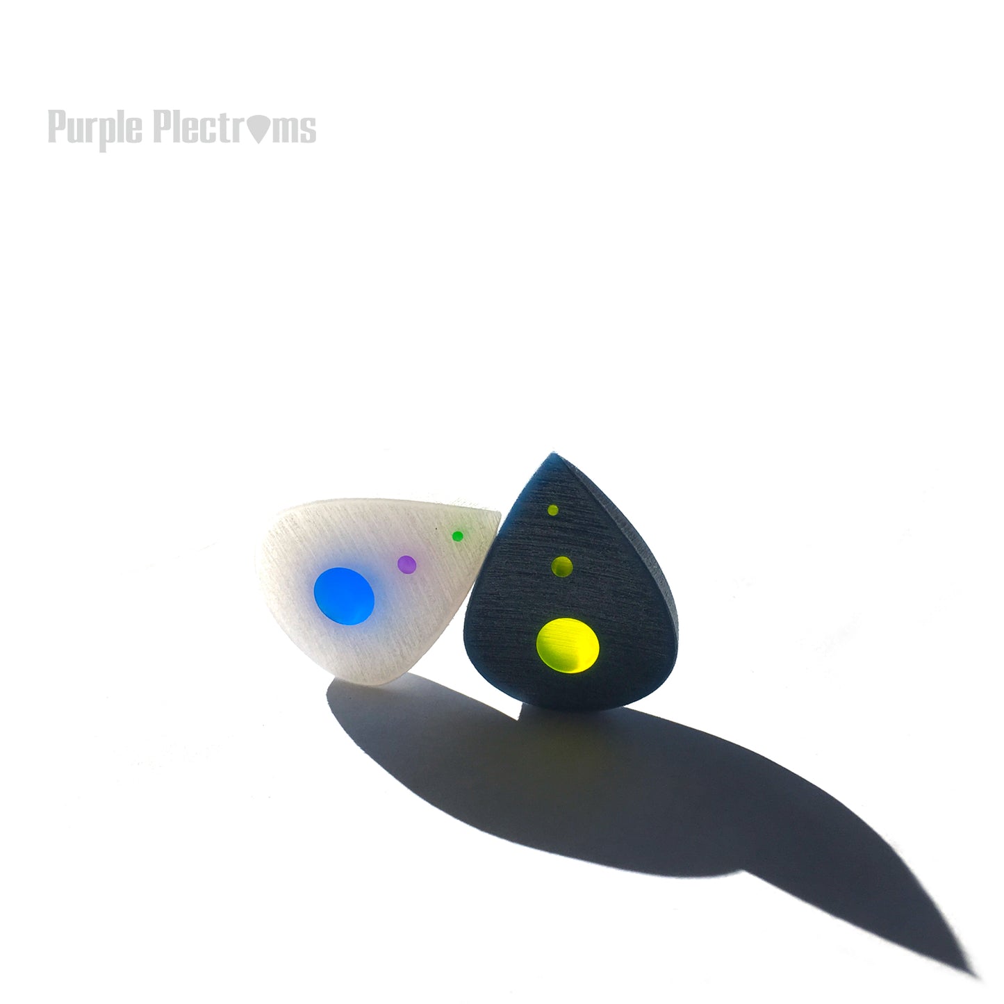 Arrow Plectrum