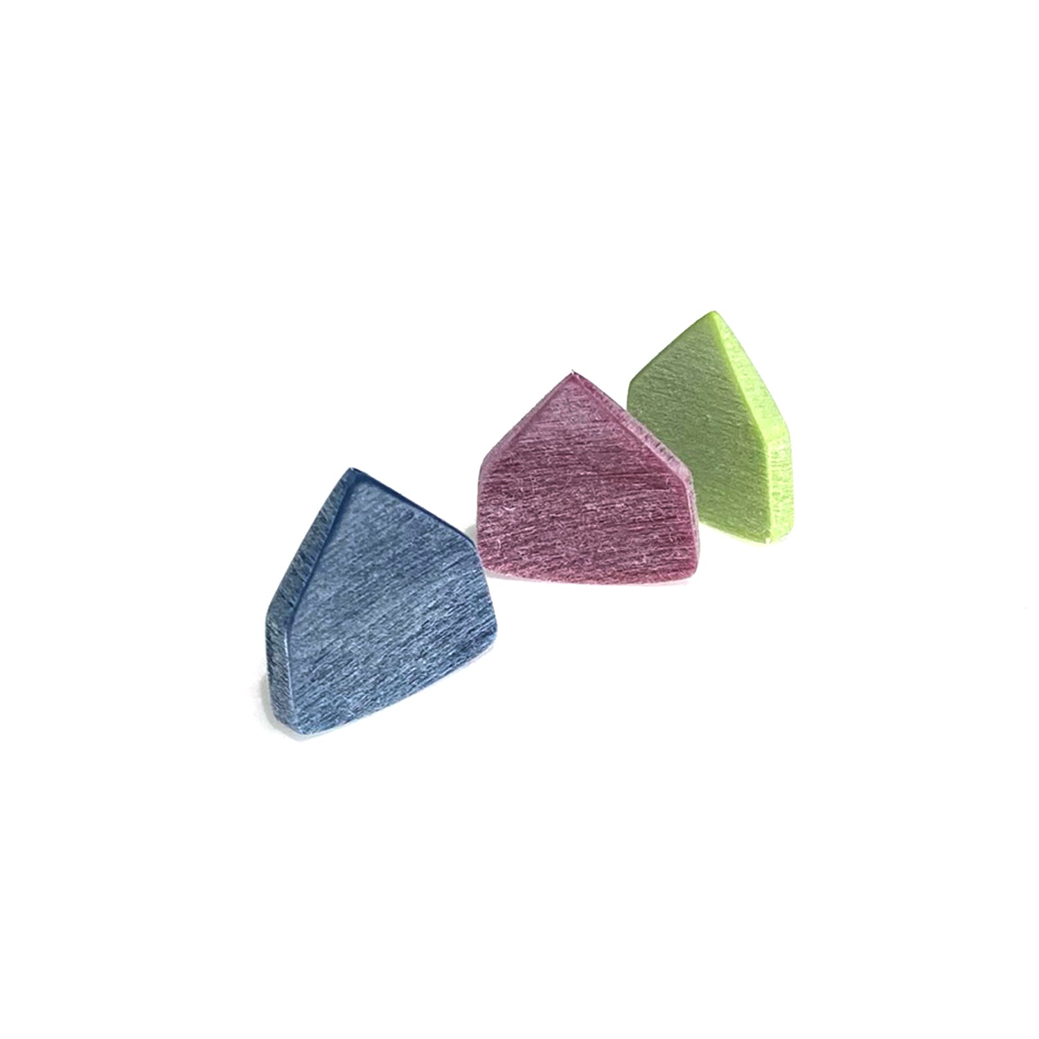 threesome of thin Amar guitar picks